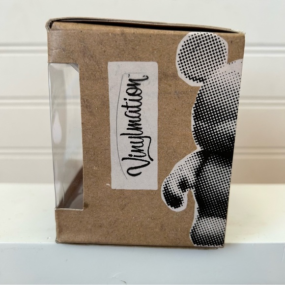 New in Box Vinylmation 3” Mickey Mouse Disney Parks Create your Own Own - Picture 5 of 7